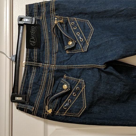 Dereon Jeans by Beyonce - Picture 2 of 3